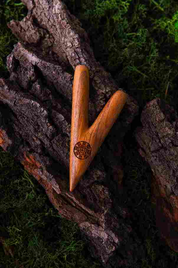 Курипи Teak wood